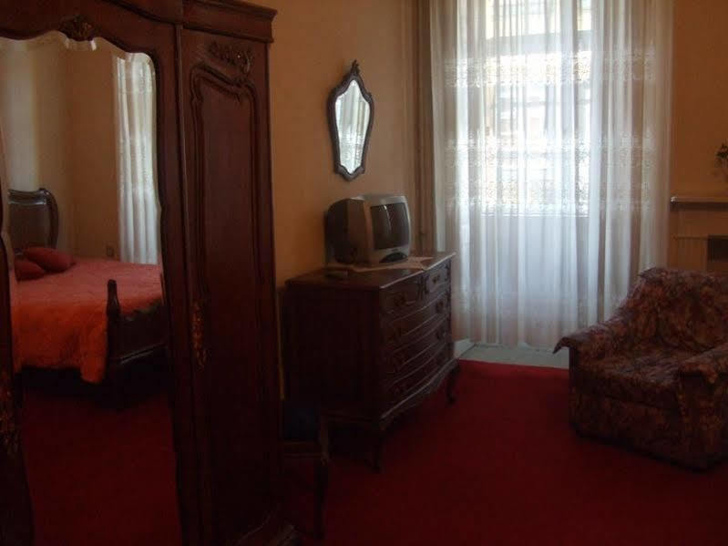 Veneza Hotel Porto Luaran gambar